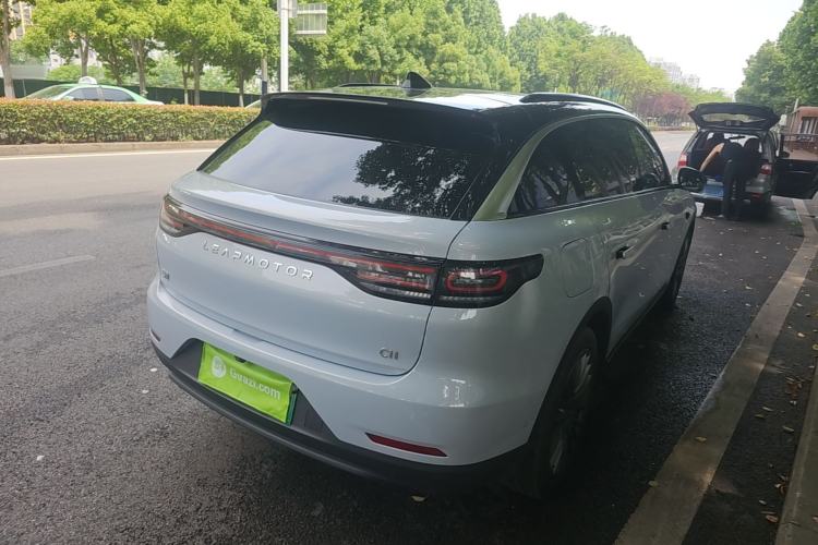 Used Leapmotor C11 2024 All-Electric 580 Luxury Edition Rear Right 45 Deg