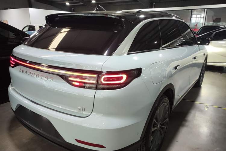 Used Leapmotor C11 2024 All-Electric 580 Luxury Edition Rear Right 45 Deg