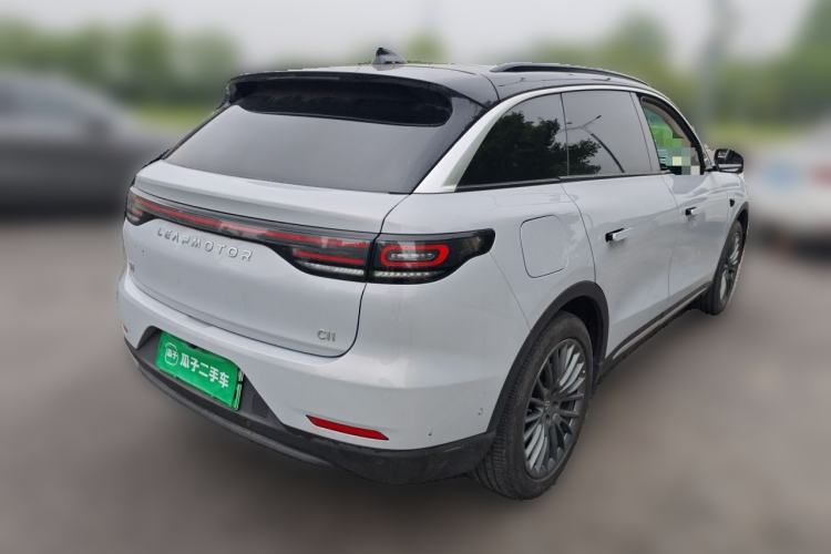 Used Leapmotor C11 2024 Range-Extended 300 Luxury Edition Rear Right 45 Deg