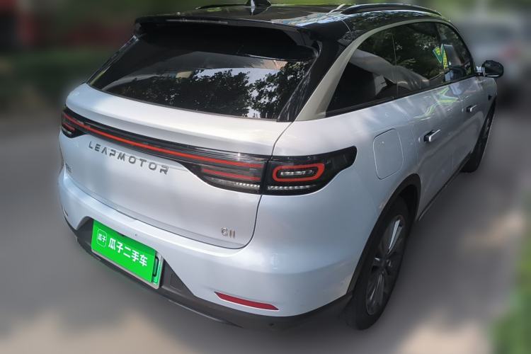 Used Leapmotor C11 2024 Range-Extended 300 Luxury Edition Rear Right 45 Deg