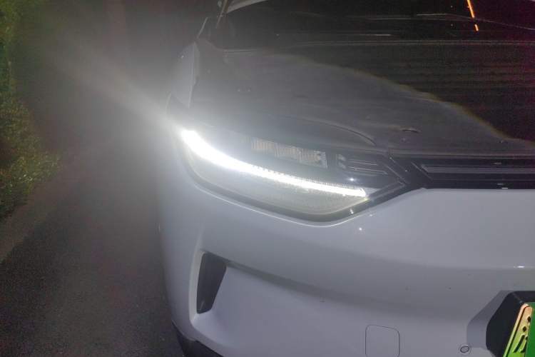 Used Leapmotor C11 2024 All-Electric 580 Luxury Edition Right Front Headlight