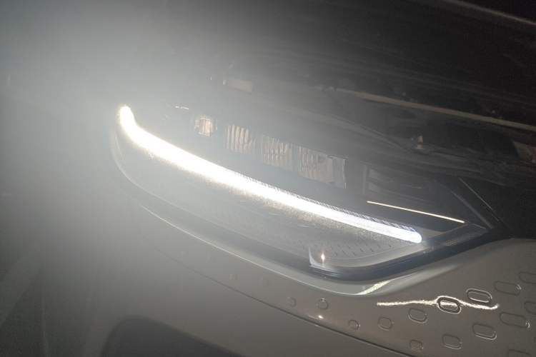 Used Leapmotor C11 2024 Range-Extended 300 Luxury Edition Right Front Headlight
