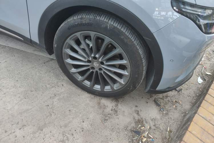 Used Leapmotor C11 2024 All-Electric 580 Luxury Edition Right Front Wheel Hub