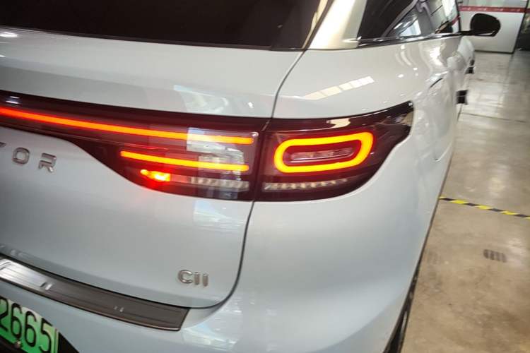 Used Leapmotor C11 2024 All-Electric 580 Luxury Edition Right Rear Taillight