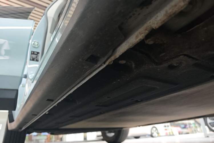 Used Leapmotor C11 2024 Range-Extended 200 Smart Enjoyment Edition Right Side Sill