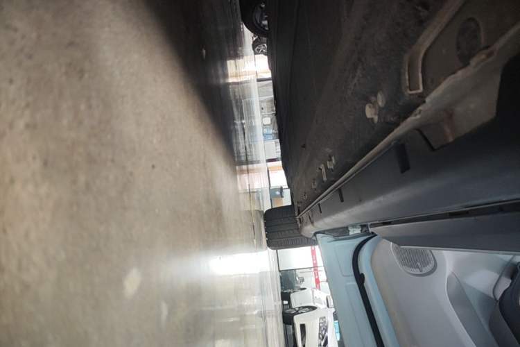 Used Leapmotor C11 2024 All-Electric 580 Luxury Edition Right Side Sill