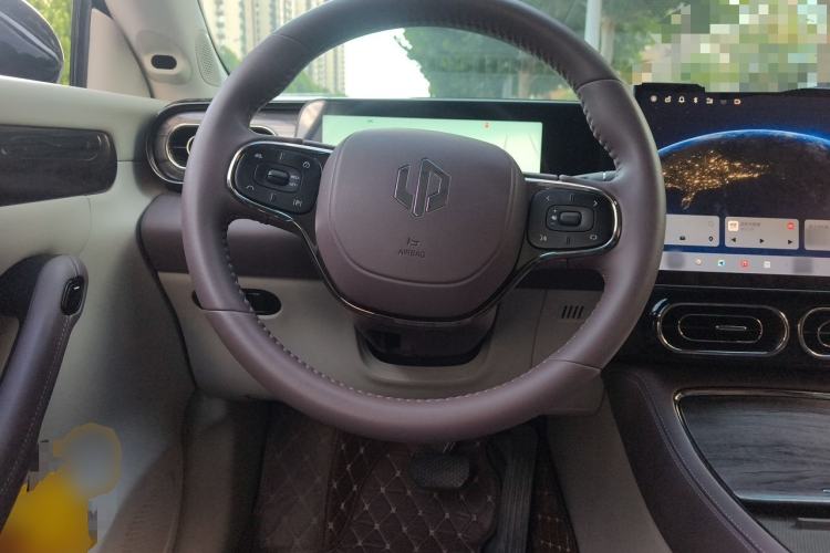 Used Leapmotor C11 2024 Range-Extended 300 Luxury Edition Steering Wheel