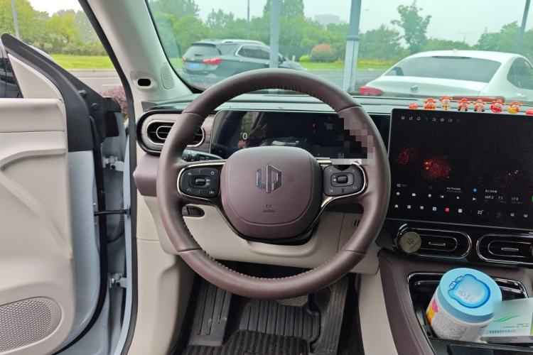 Used Leapmotor C11 2024 Range-Extended 300 Luxury Edition Steering Wheel