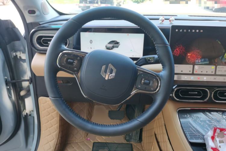 Used Leapmotor C11 2024 All-Electric 580 Luxury Edition Steering Wheel