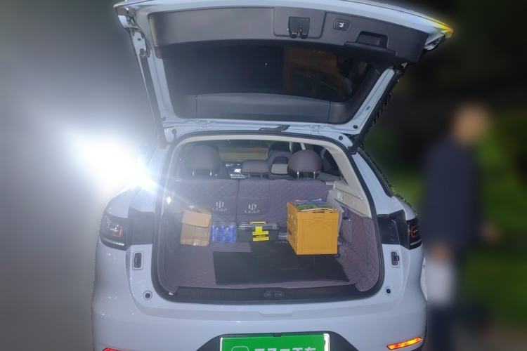Used Leapmotor C11 2024 All-Electric 580 Luxury Edition Trunk