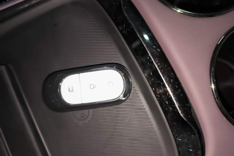 Used Leapmotor C11 2024 Range-Extended 300 Luxury Edition Vehicle Key