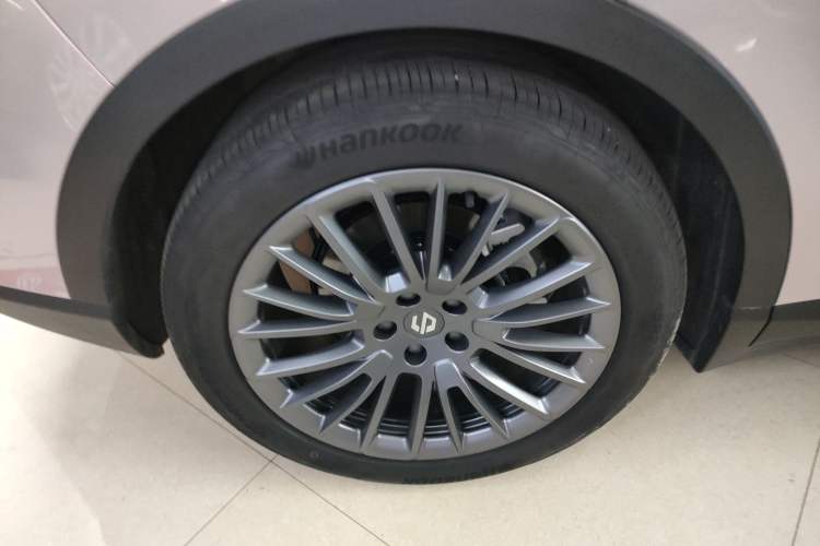 Used Leapmotor C11 2024 All-Electric 580 Luxury Edition Exterior 8