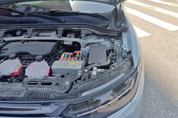 Used Leapmotor C11 2024 Range-Extended 300 Luxury Edition Engine Bay Left