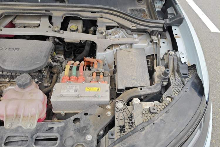 Used Leapmotor C11 2024 Range-Extended 300 Luxury Edition Engine Bay Left