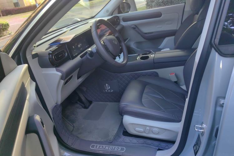 Used Leapmotor C11 2024 All-Electric 580 Luxury Edition Left Front Seat