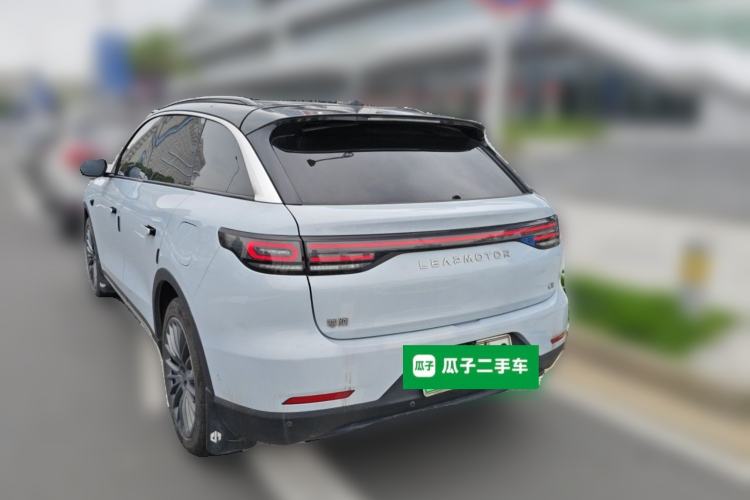 Used Leapmotor C11 2024 Range-Extended 300 Luxury Edition Rear Left 45 Deg