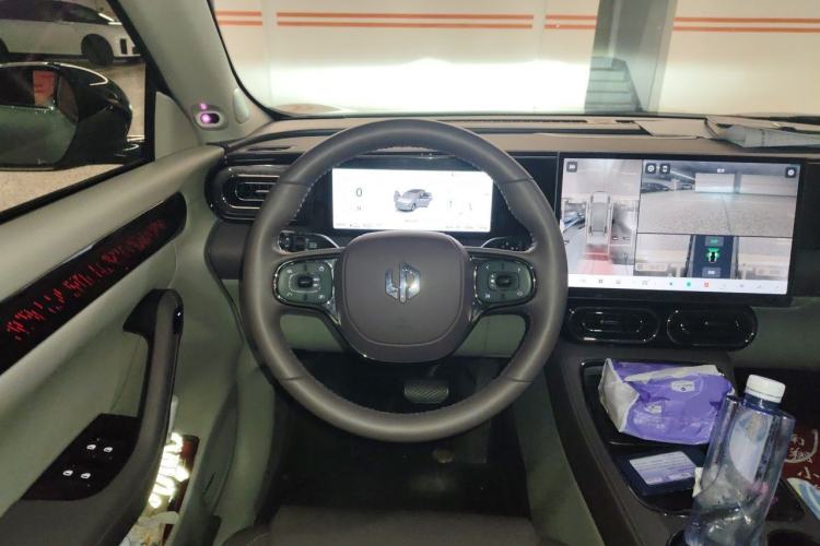 Used Leapmotor C11 2024 Range-Extended 300 Luxury Edition Steering Wheel