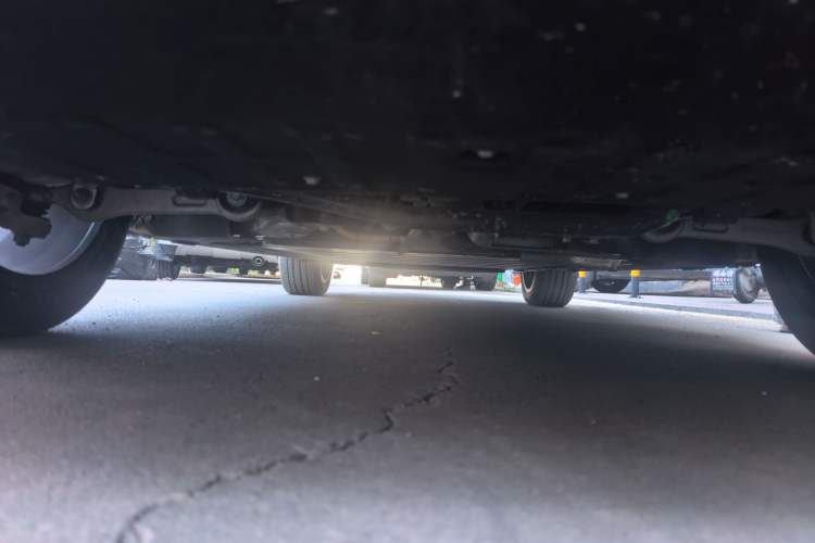 Used Leapmotor C11 2024 Range-Extended 300 Luxury Edition Chassis Front