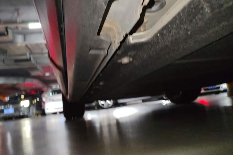 Used Leapmotor C11 2024 All-Electric 580 Luxury Edition Chassis Rear Left