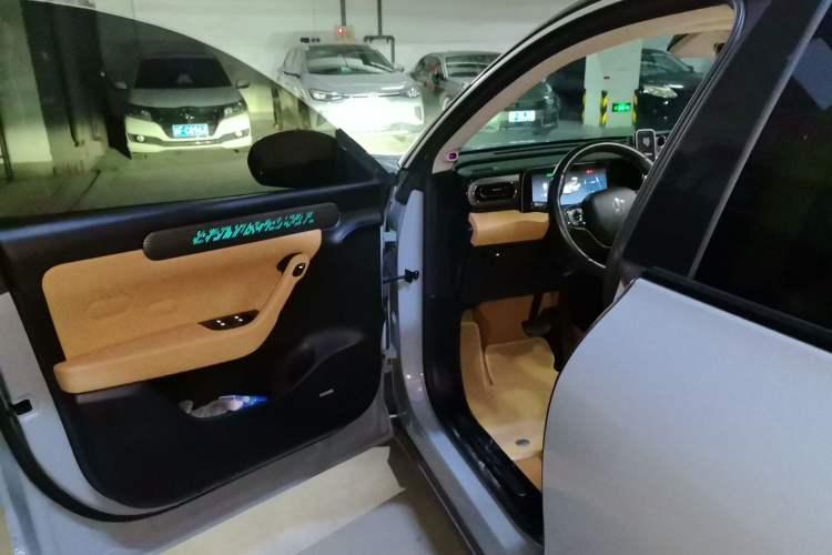 Used Leapmotor C11 2024 All-Electric 580 Luxury Edition Driver Seat