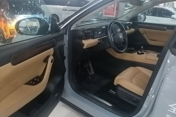 Used Leapmotor C11 2024 Range-Extended 300 Luxury Edition Driver Seat