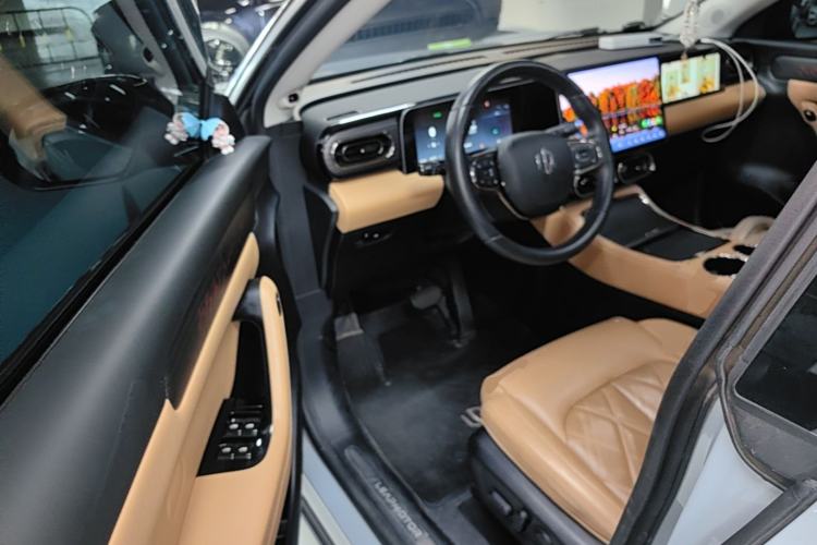 Used Leapmotor C11 2024 All-Electric 580 Luxury Edition Driver Seat