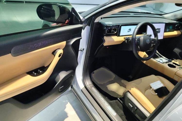 Used Leapmotor C11 2024 All-Electric 580 Luxury Edition Driver Seat