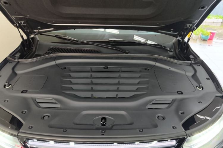 Used Leapmotor C11 2024 All-Electric 580 Luxury Edition Engine Bay