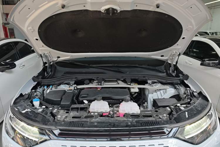 Used Leapmotor C11 2024 Range-Extended 300 Luxury Edition Engine Bay