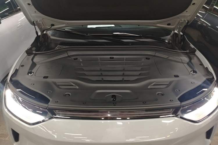 Used Leapmotor C11 2024 All-Electric 580 Luxury Edition Engine Bay