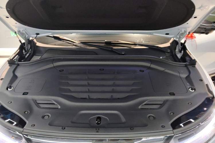 Used Leapmotor C11 2024 All-Electric 580 Luxury Edition Engine Bay