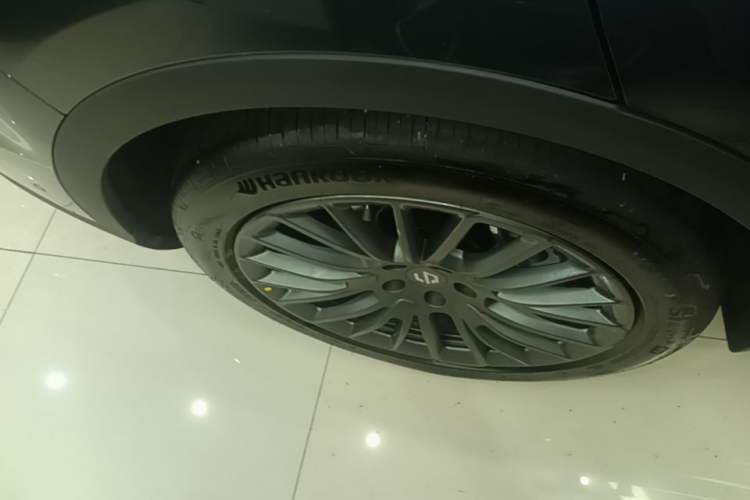 Used Leapmotor C11 2024 All-Electric 580 Luxury Edition Exterior 5