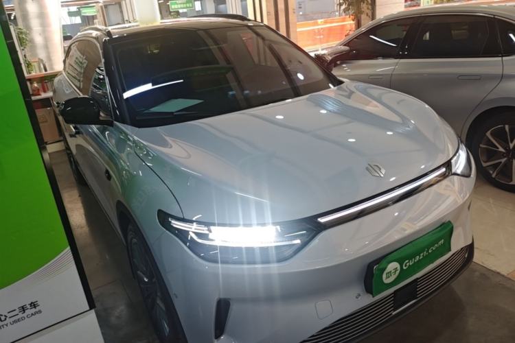 Used Leapmotor C11 2024 All-Electric 580 Luxury Edition Front Right 45 Deg