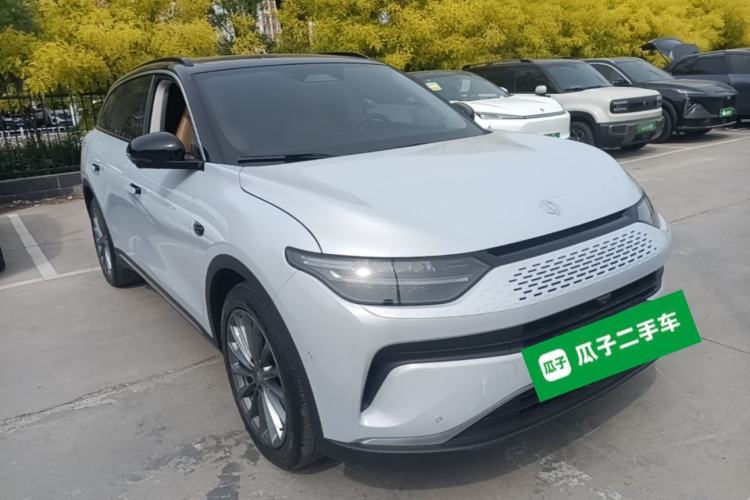 Used Leapmotor C11 2024 Range-Extended 300 Luxury Edition Front Right 45 Deg