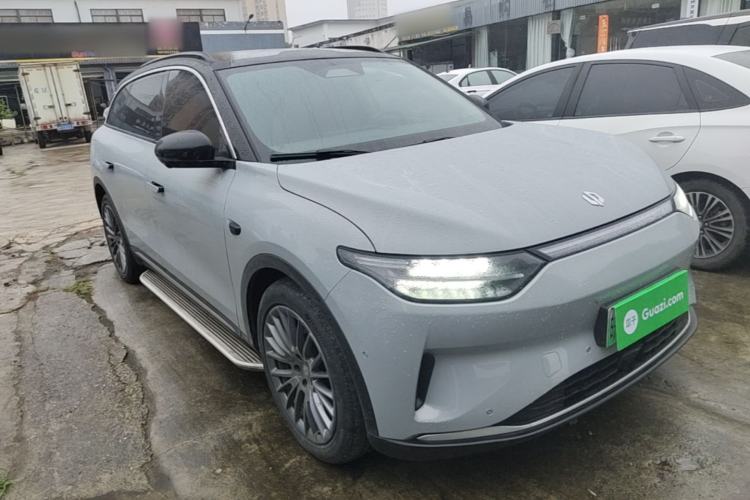Used Leapmotor C11 2024 All-Electric 580 Luxury Edition Front Right 45 Deg