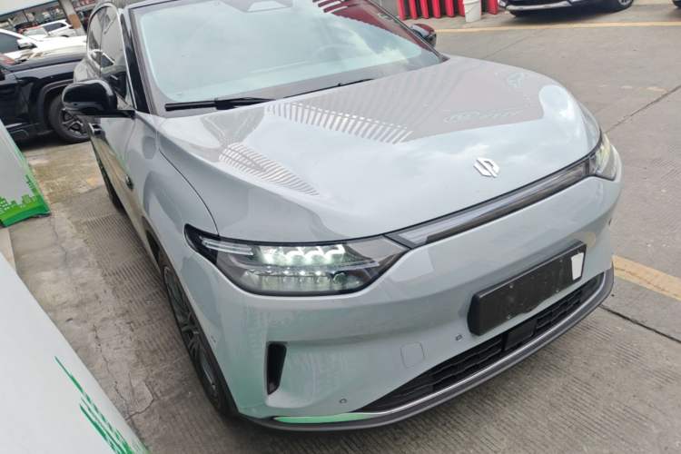 Used Leapmotor C11 2024 All-Electric 580 Luxury Edition Front Right 45 Deg