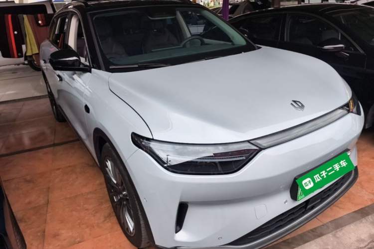 Used Leapmotor C11 2024 All-Electric 580 Luxury Edition Front Right 45 Deg