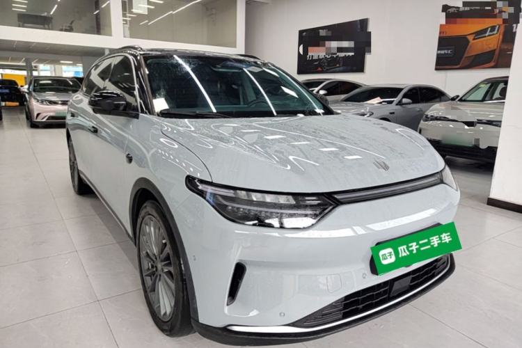 Used Leapmotor C11 2024 All-Electric 580 Luxury Edition Front Right 45 Deg