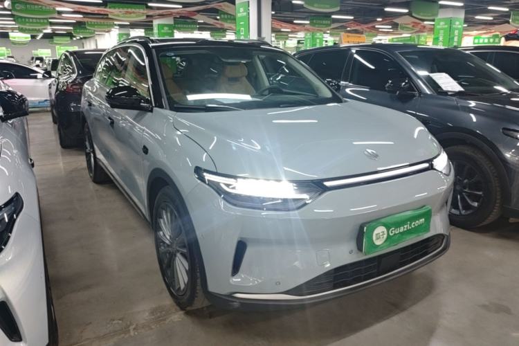 Used Leapmotor C11 2024 All-Electric 580 Luxury Edition Front Right 45 Deg