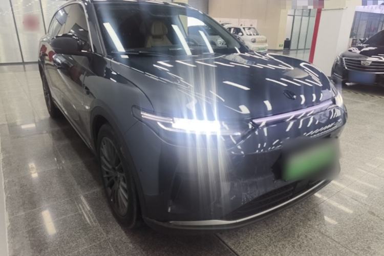 Used Leapmotor C11 2024 All-Electric 580 Luxury Edition Front Right 45 Deg