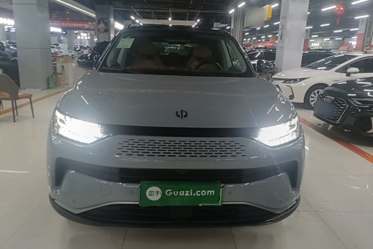 Used Leapmotor C11 2024 Range-Extended 300 Luxury Edition Front