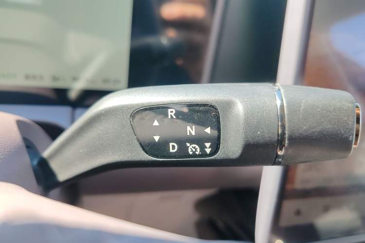 Used Leapmotor C11 2024 Range-Extended 300 Luxury Edition Gear Lever