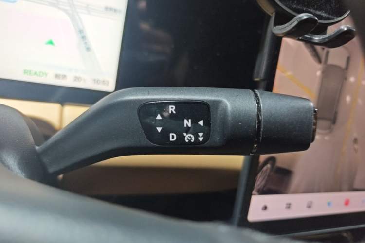Used Leapmotor C11 2024 All-Electric 580 Luxury Edition Gear Lever