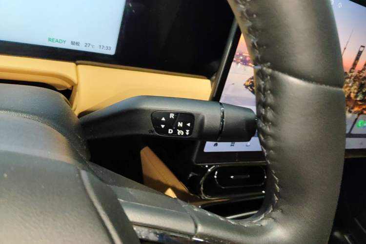 Used Leapmotor C11 2024 All-Electric 580 Luxury Edition Gear Lever