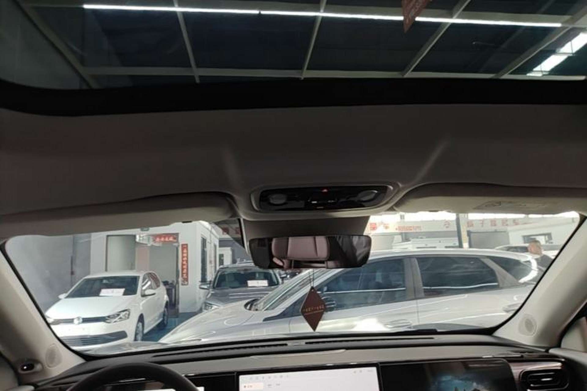 Used Leapmotor C11 2024 Range-Extended 300 Luxury Edition Headliner