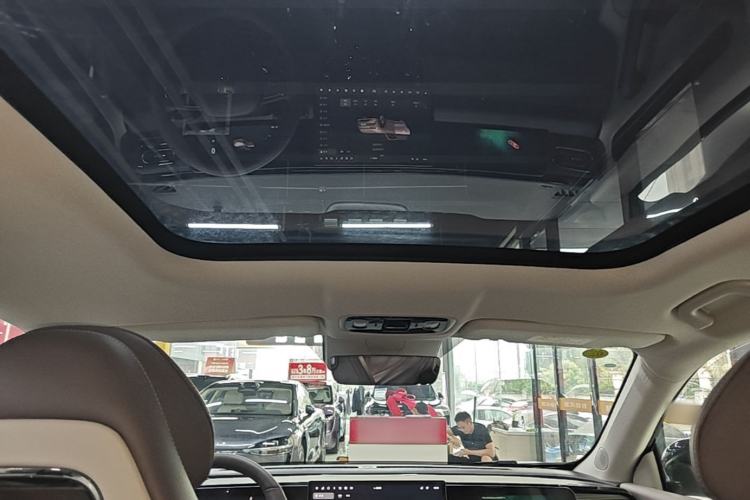 Used Leapmotor C11 2024 All-Electric 580 Luxury Edition Headliner