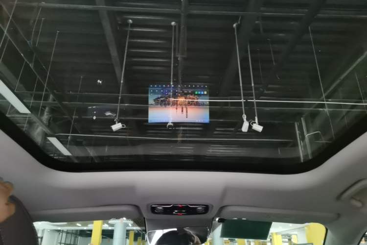 Used Leapmotor C11 2024 All-Electric 580 Luxury Edition Headliner