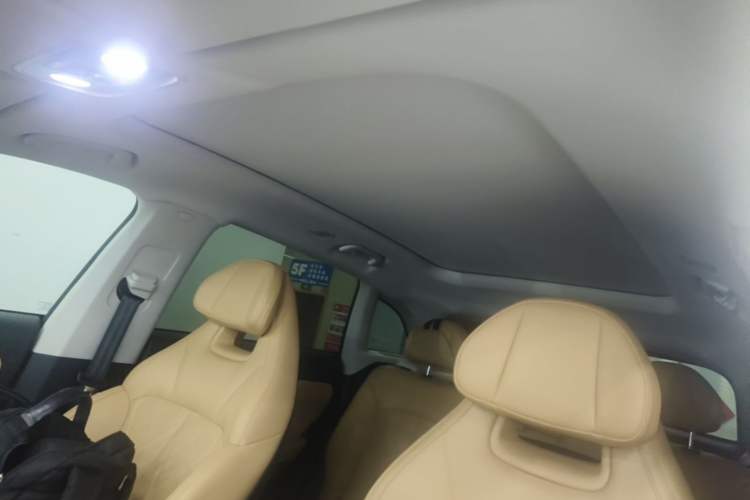 Used Leapmotor C11 2024 All-Electric 580 Luxury Edition Headliner