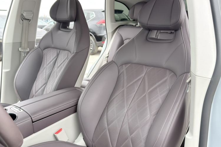 Used Leapmotor C11 2024 All-Electric 580 Luxury Edition Interior 1