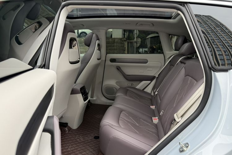 Used Leapmotor C11 2024 All-Electric 580 Luxury Edition Interior 11